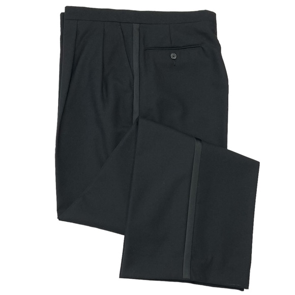 Stafford Tuxedo 2 Piece Black 48L 36W like new - Picture 9 of 16